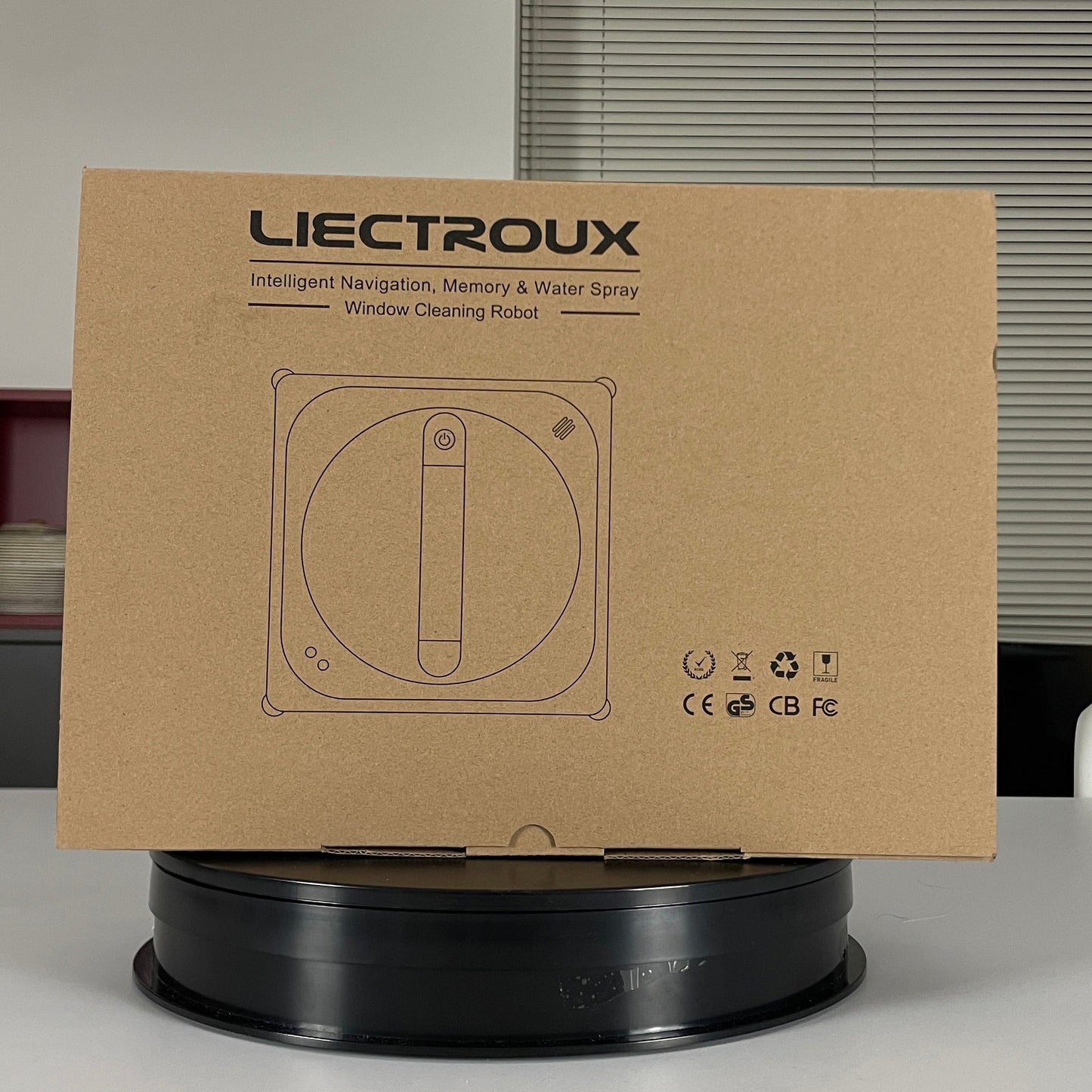 Robotvinduespudser YW910